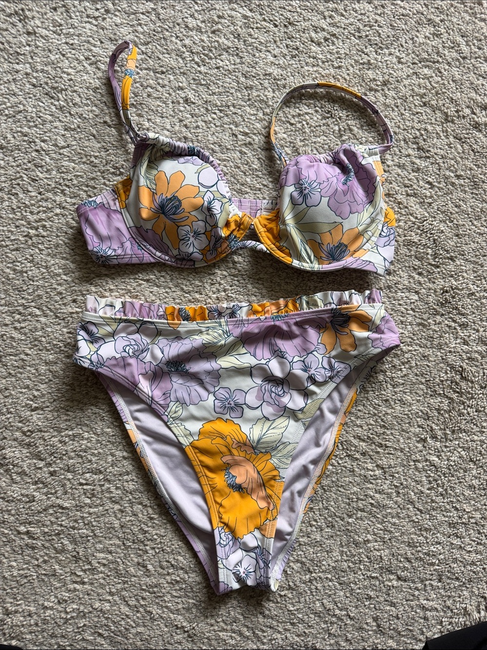 Cupshe Lavender and Yellow Floral Underwire Bikini